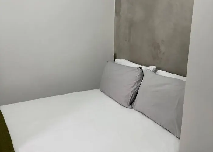 1 Bed-flat 150 Metros From Апартаменты