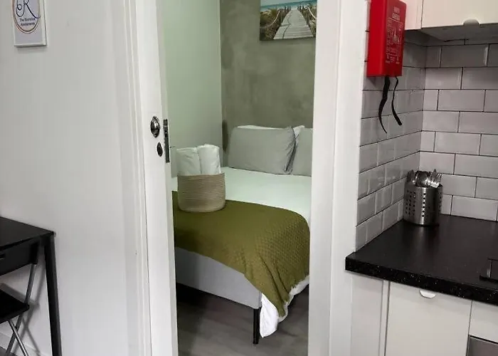 1 Bed-flat 150 Metros From Апартаменты Буаркуш