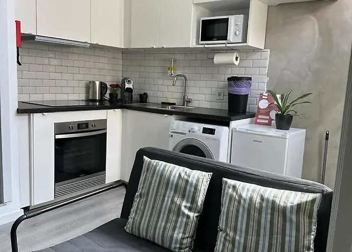 1 Bed-flat 150 Metros From Апартаменты *